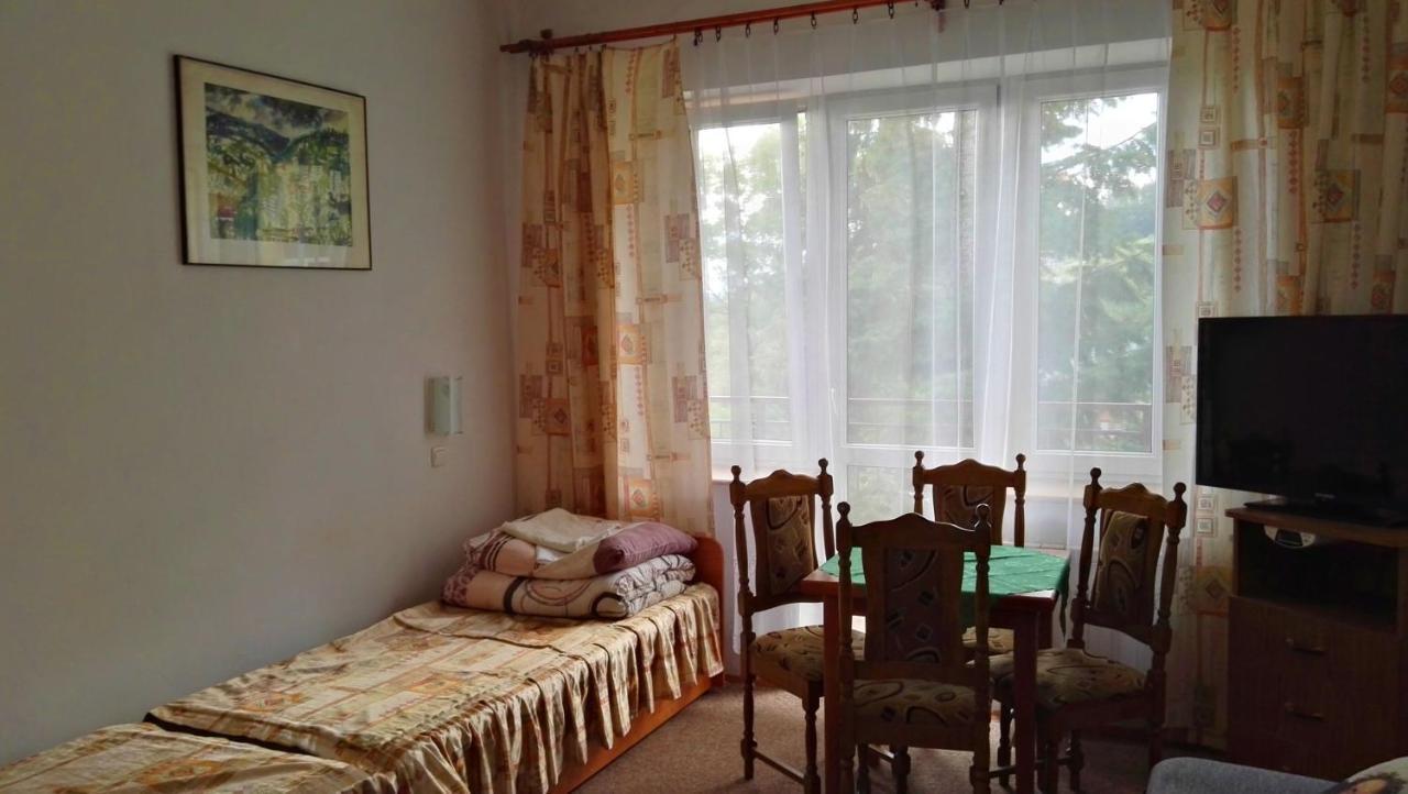 Domy Wczasowe Tryumfy Bed & Breakfast Криница-Здруй Екстериор снимка