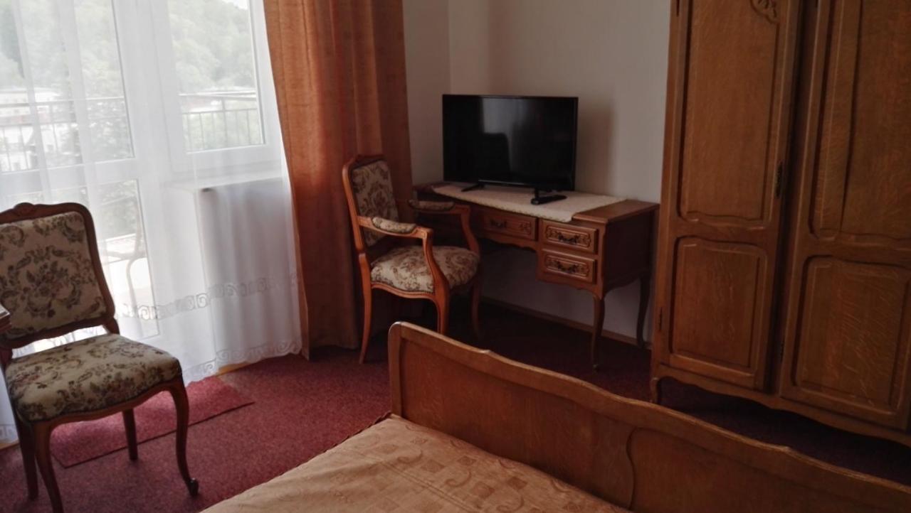 Domy Wczasowe Tryumfy Bed & Breakfast Криница-Здруй Екстериор снимка