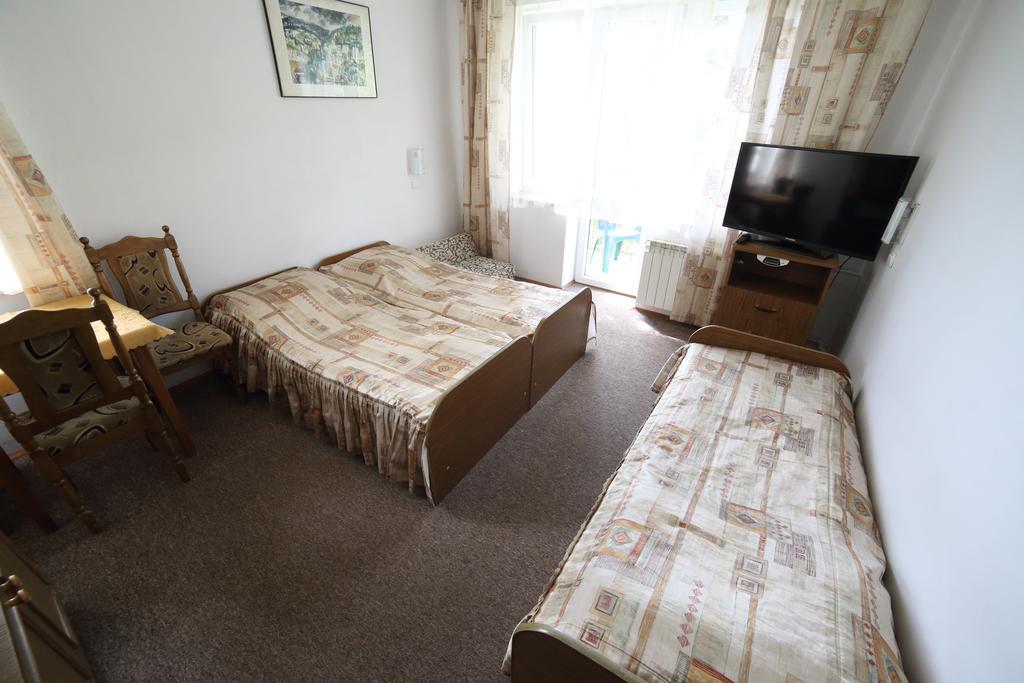 Domy Wczasowe Tryumfy Bed & Breakfast Криница-Здруй Стая снимка