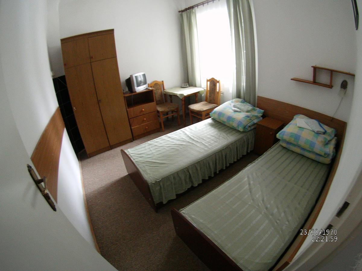 Domy Wczasowe Tryumfy Bed & Breakfast Криница-Здруй Екстериор снимка